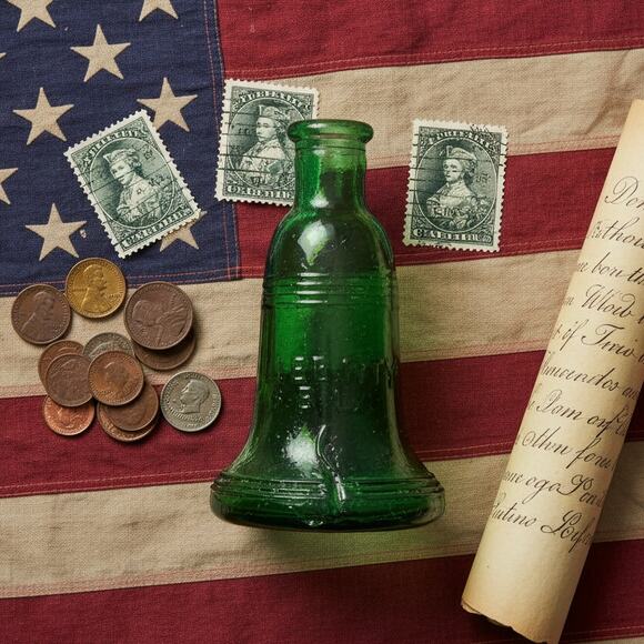 Vintage Miniature Collectible Lot – Green Glass Bottles, Buddha, Glass Dolphin - Picture 9 of 10